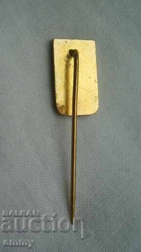 Auction Weightlifting Badge - Olympic Games Montreal 1976, Canada Auction Weightlifting Badge - Olympic Games Montreal 1976, Canada