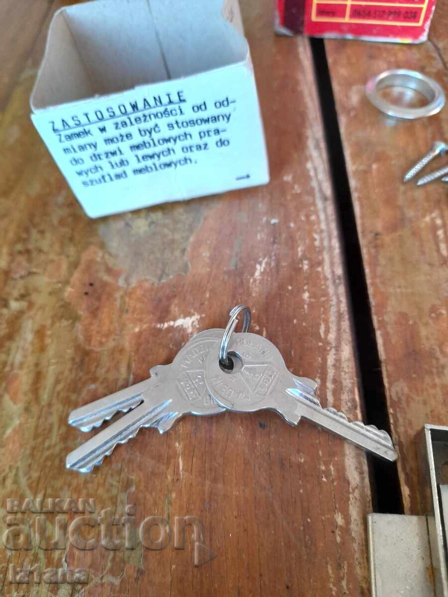 Old lock, lock Zamek, Yeti - 7 Old lock, lock Zamek, Yeti - 7