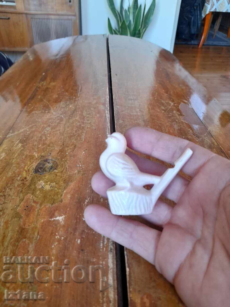 Delivery of An old children's whistle Delivery of An old children's whistle