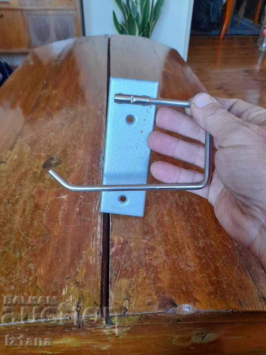 Old toilet paper holder with price 12.00 BGN | € 6.14 Old toilet paper holder with price 12.00 BGN | € 6.14