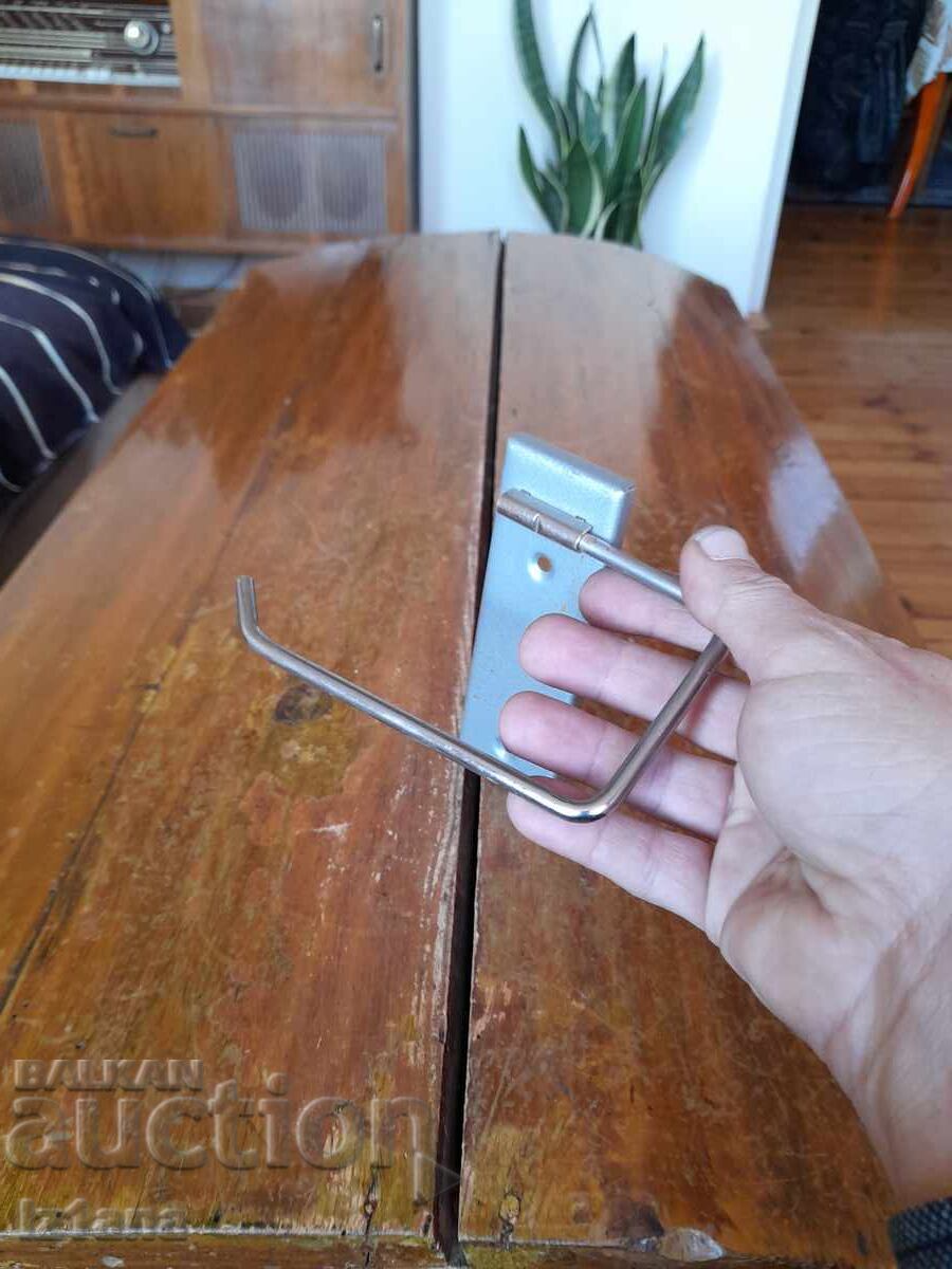 Delivery of Old toilet paper holder Delivery of Old toilet paper holder