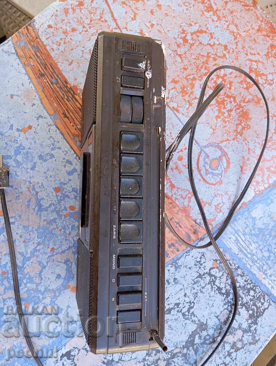 Radiocassette player unitra kaspazak with price 25.00 BGN | € 12.78