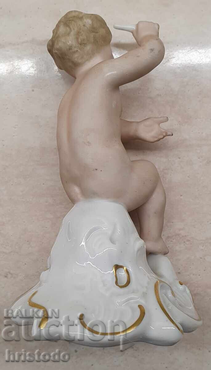 Figurină din porțelan „Capo Di Monte” cu preț 60.00 BGN | € 30.68