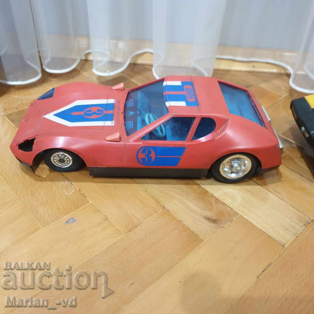 Auction Lot of social plastic carts Auction Lot of social plastic carts