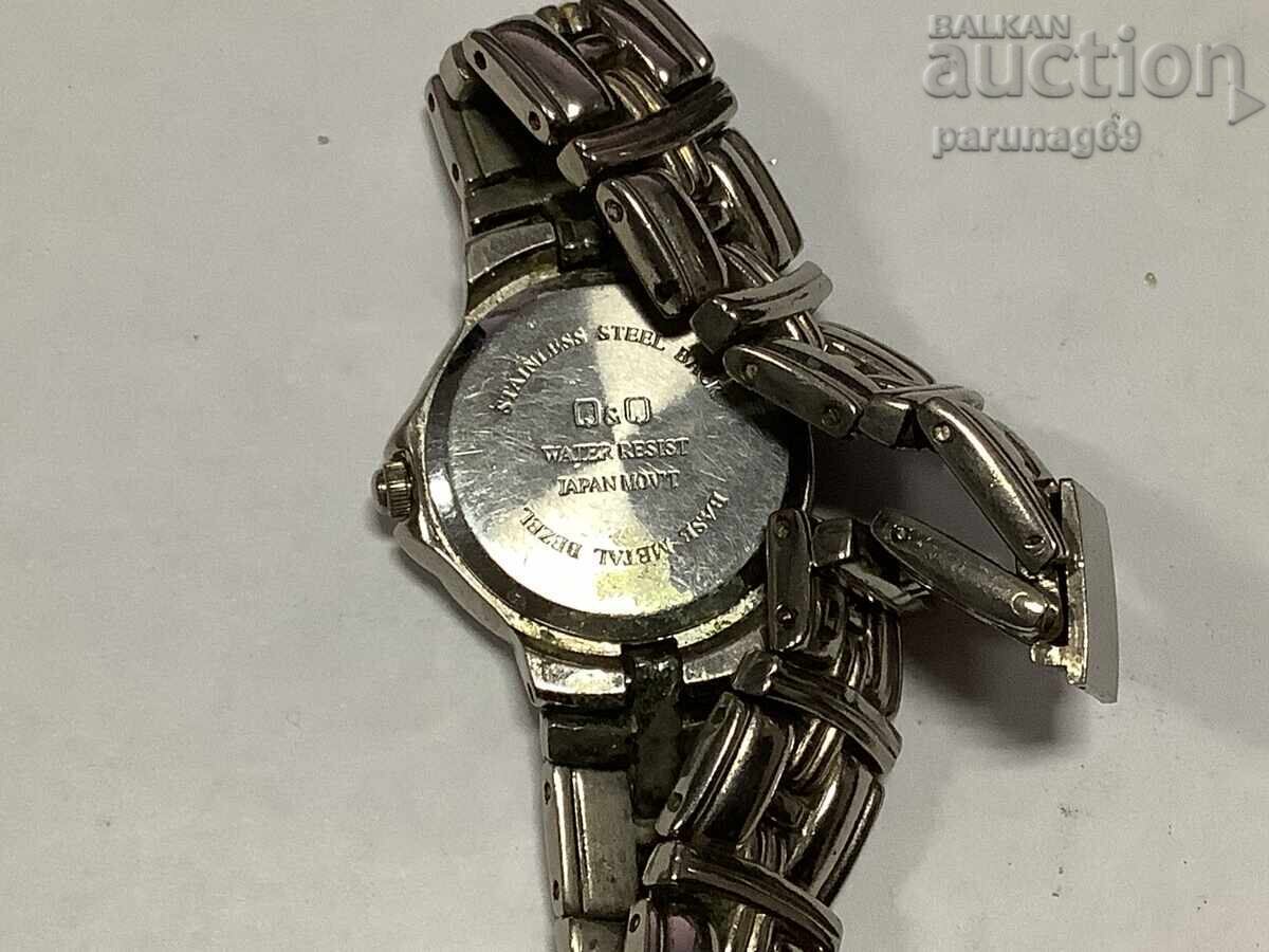 Auction Q&Q ladies watch Auction Q&Q ladies watch