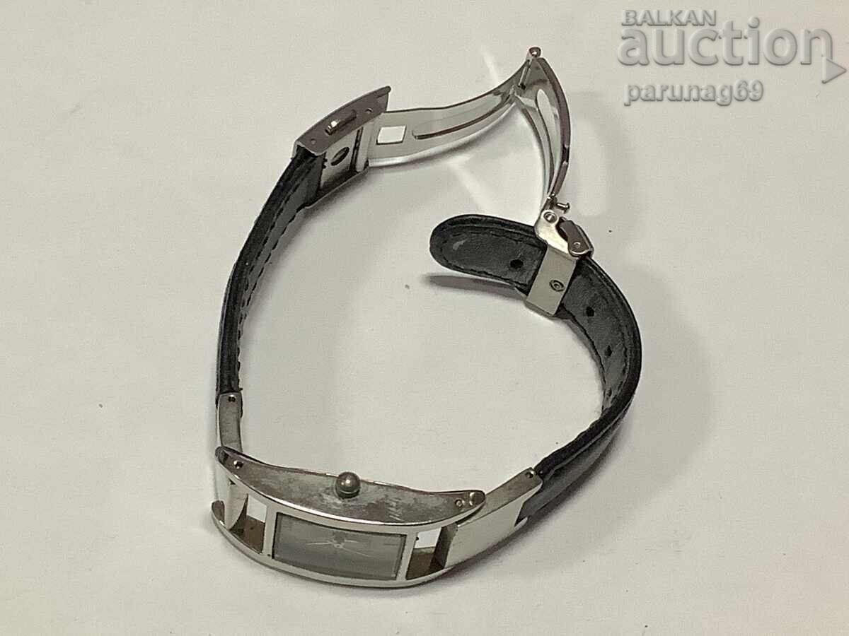 Часовник за дами QUARTZ Часовник за дами QUARTZ