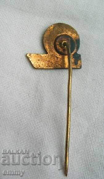 Badge - TAROM Airline, Romania. Enamel with price 2.00 BGN | € 1.02 Badge - TAROM Airline, Romania. Enamel with price 2.00 BGN | € 1.02