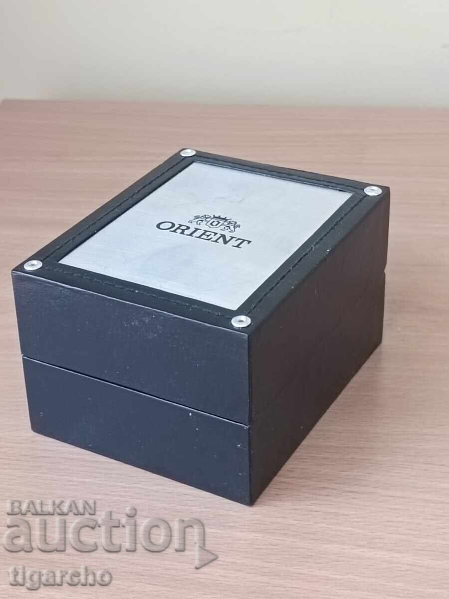 Παράδοση Κουτί ρολογιού ORIENT
