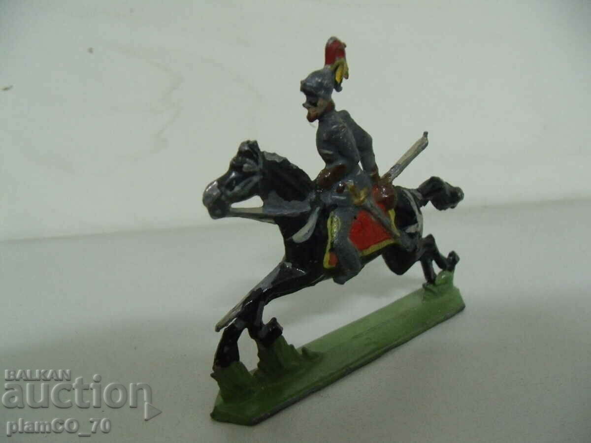 Auction #*6420 old small metal figurine Auction #*6420 old small metal figurine