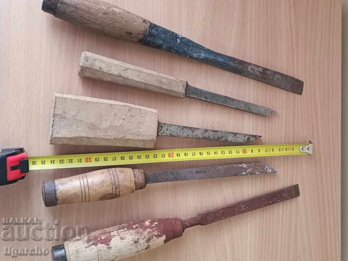 Παλιά ξυλουργικά εργαλεία με τιμή 100.00 BGN | € 51.13