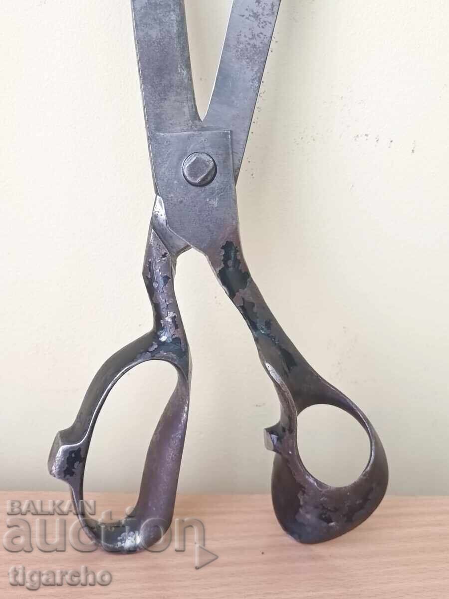 Licitație Foarfece vechi Licitație Foarfece vechi