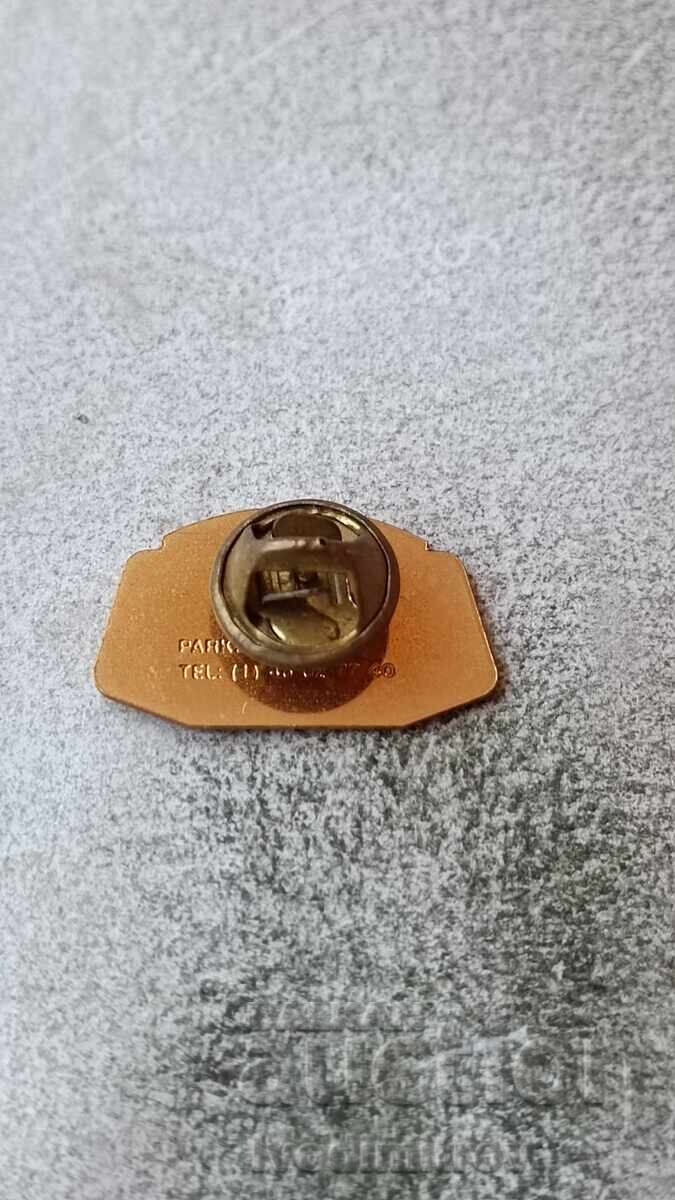 Boutique Kinder Badge with price 3.85 BGN | € 1.97 Boutique Kinder Badge with price 3.85 BGN | € 1.97