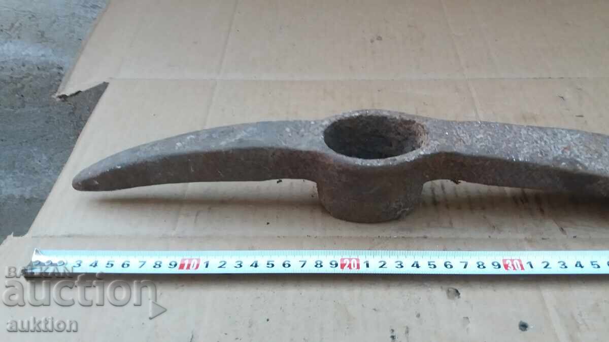 Auction MILITARY MASSIVE PICK Auction MILITARY MASSIVE PICK