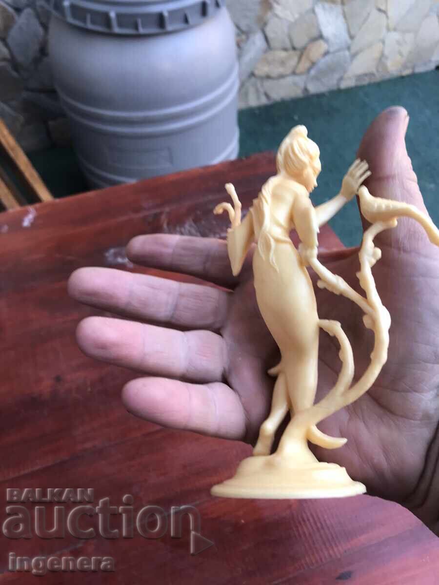 STYLISH FIGURE FROM POLY.... - 6 STYLISH FIGURE FROM POLY.... - 6