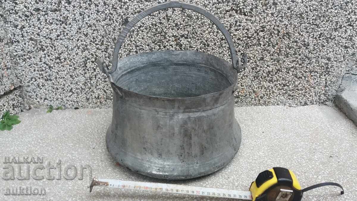 EXCELLENT FORGED RENAISSANCE COPPER, BOILER, KALAIDISAN BOILER with price 69.99 BGN | € 35.79 EXCELLENT FORGED RENAISSANCE COPPER, BOILER, KALAIDISAN BOILER with price 69.99 BGN | € 35.79