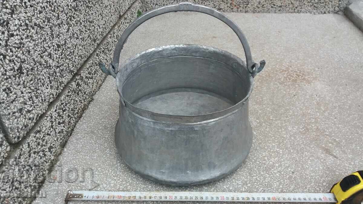 EXCELLENT FORGED RENAISSANCE COPPER, BOILER, KALAIDISAN BOILER with price 69.99 BGN | € 35.79 EXCELLENT FORGED RENAISSANCE COPPER, BOILER, KALAIDISAN BOILER with price 69.99 BGN | € 35.79