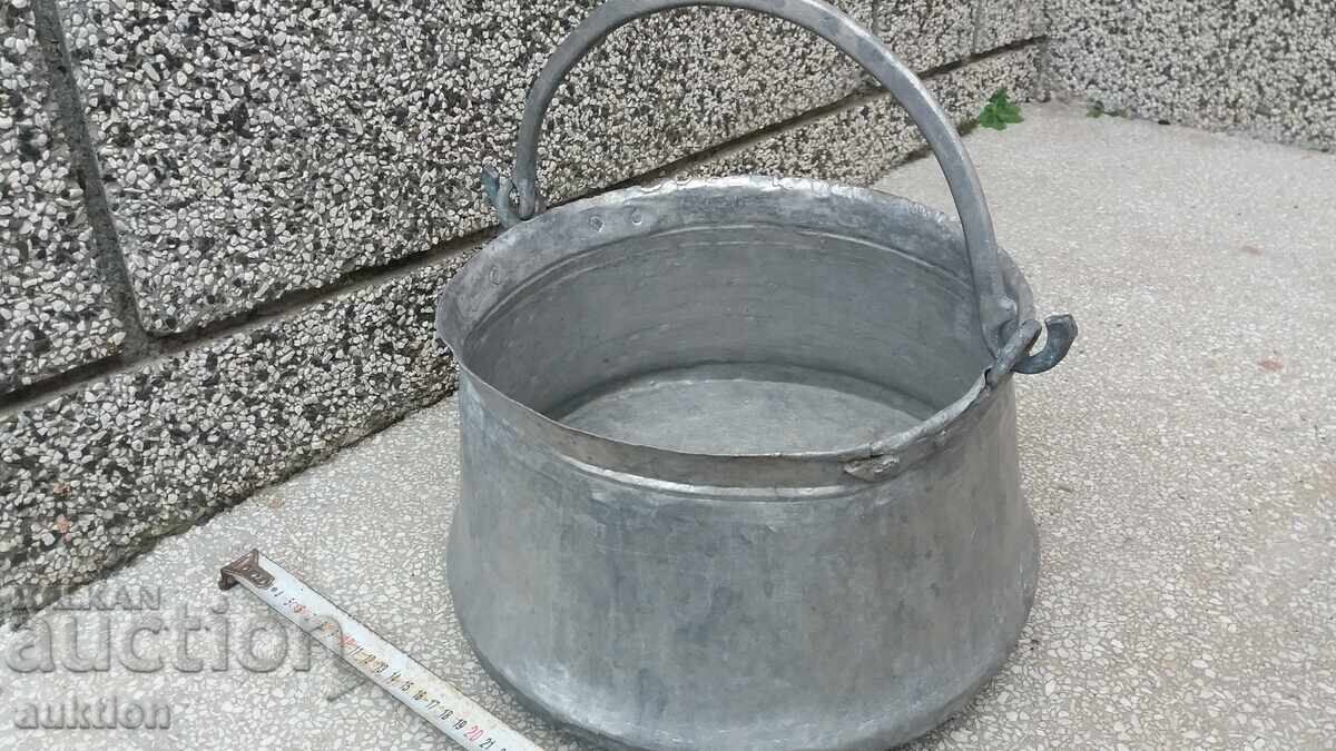 Delivery of EXCELLENT FORGED RENAISSANCE COPPER, BOILER, KALAIDISAN BOILER Delivery of EXCELLENT FORGED RENAISSANCE COPPER, BOILER, KALAIDISAN BOILER