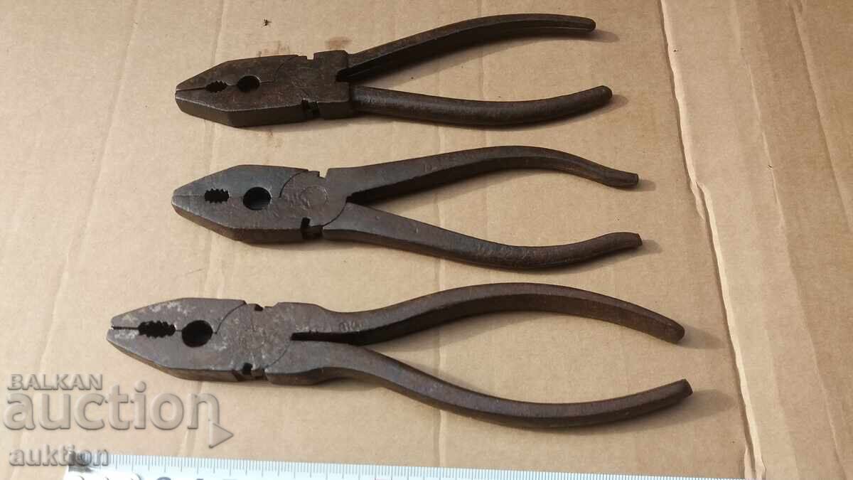 Auction  SOC. MASSIVE PLIERS - 3 PCS