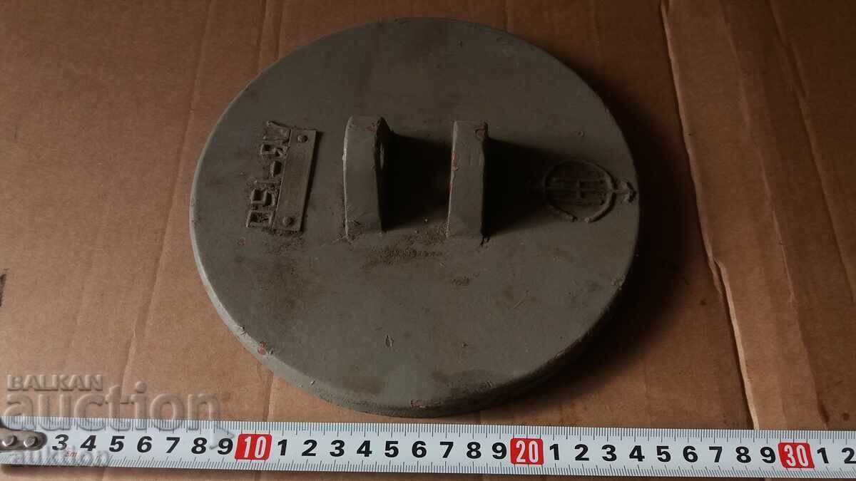 SOC. ALUMINUM COVER WITH MARKING AND SEAL