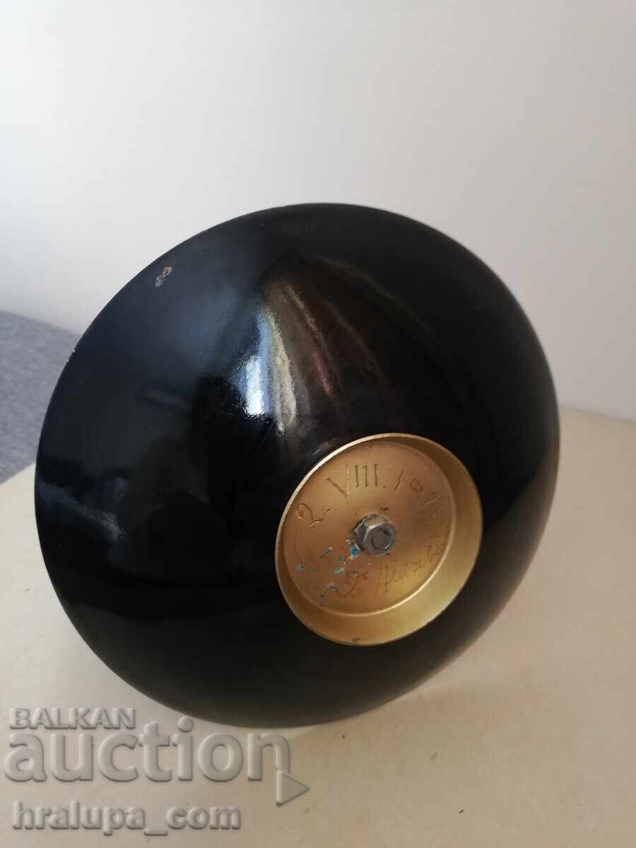 Metal tray on three levels with embossed decoration - 5