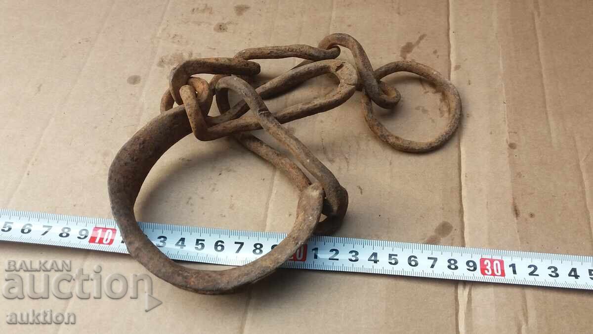 FORGED RENAISSANCE CHAINS, CHAINS, SHACKONS, HANDCUFFS - 5