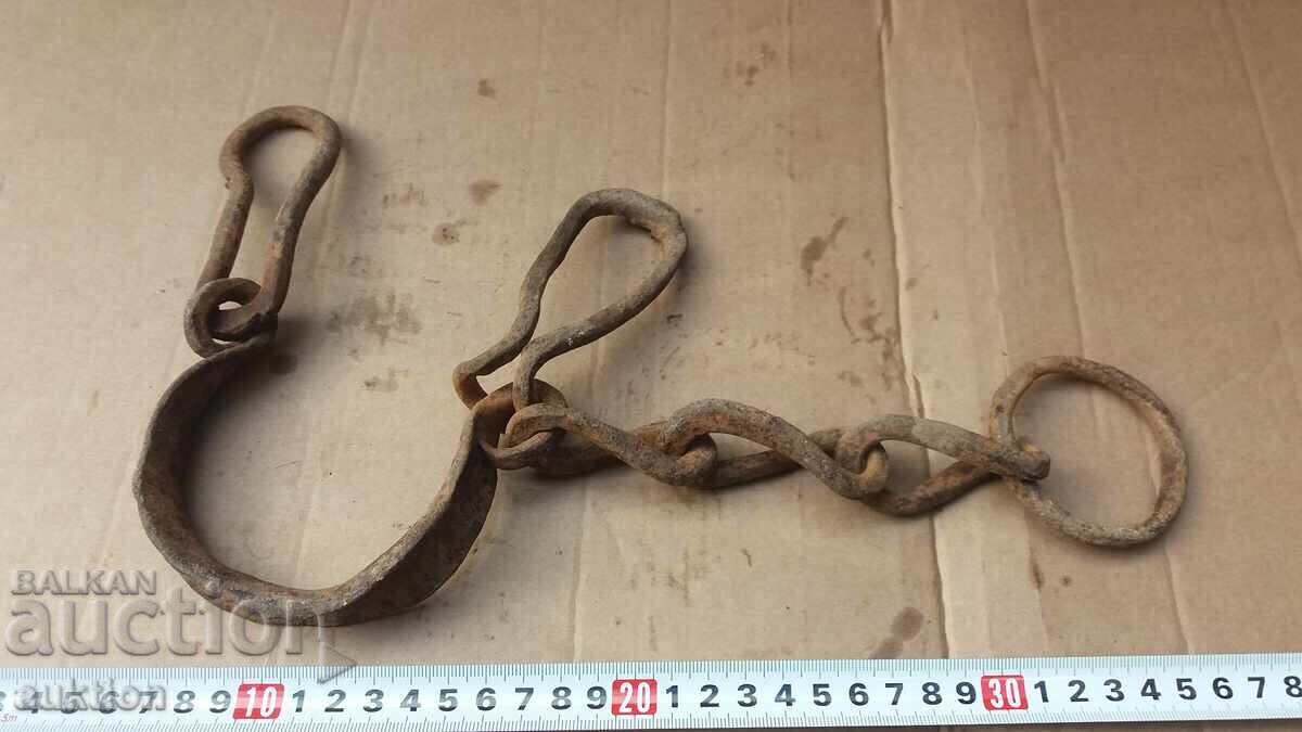 FORGED RENAISSANCE CHAINS, CHAINS, SHACKONS, HANDCUFFS - 6