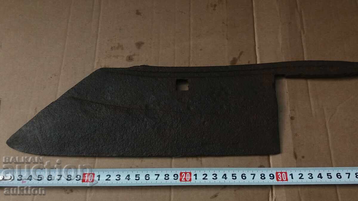 Delivery of HUGE FORGED RENAISSANCE SATURN Delivery of HUGE FORGED RENAISSANCE SATURN