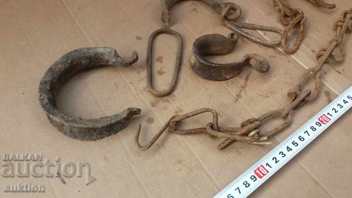 Auction LOT OF PARTS FORGED SHACKS, HANDcuffs, SHACKLES Auction LOT OF PARTS FORGED SHACKS, HANDcuffs, SHACKLES