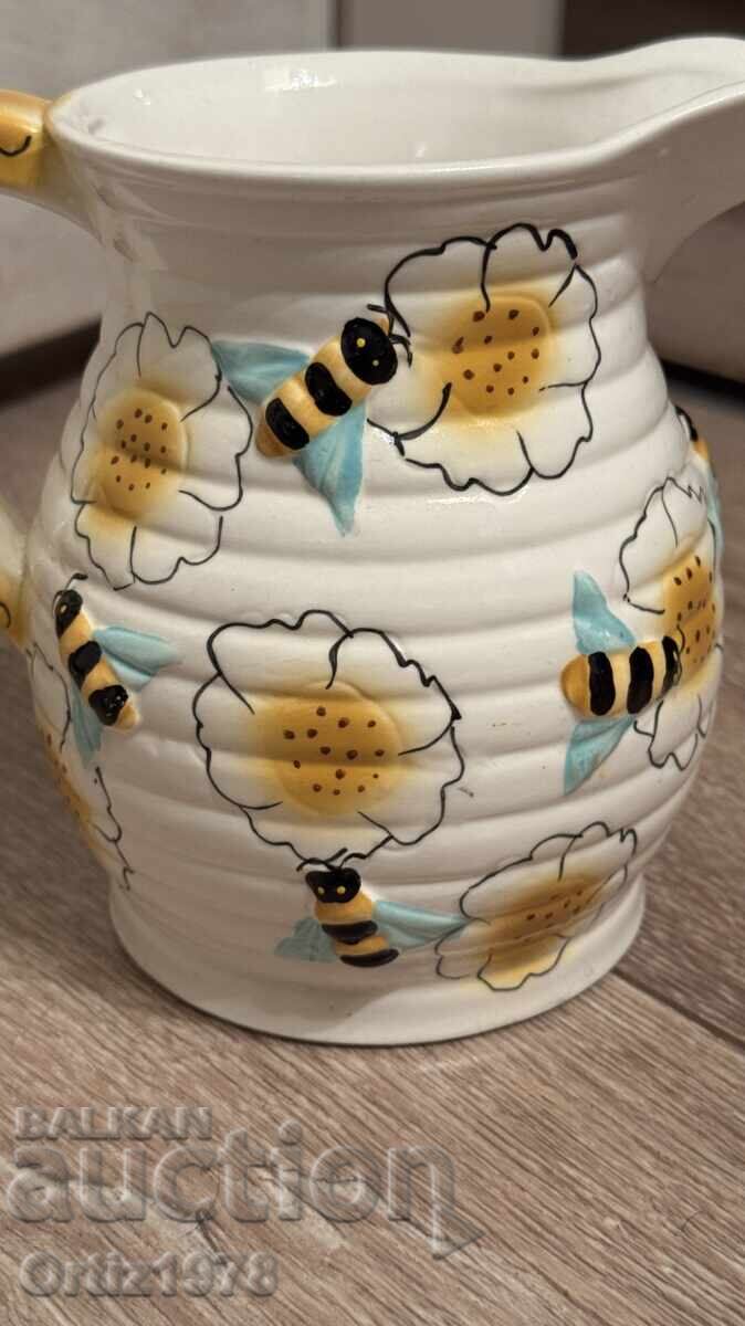 Licitație Urcior de miere vintage franțuzesc – manual, 760 ml. Licitație Urcior de miere vintage franțuzesc – manual, 760 ml.