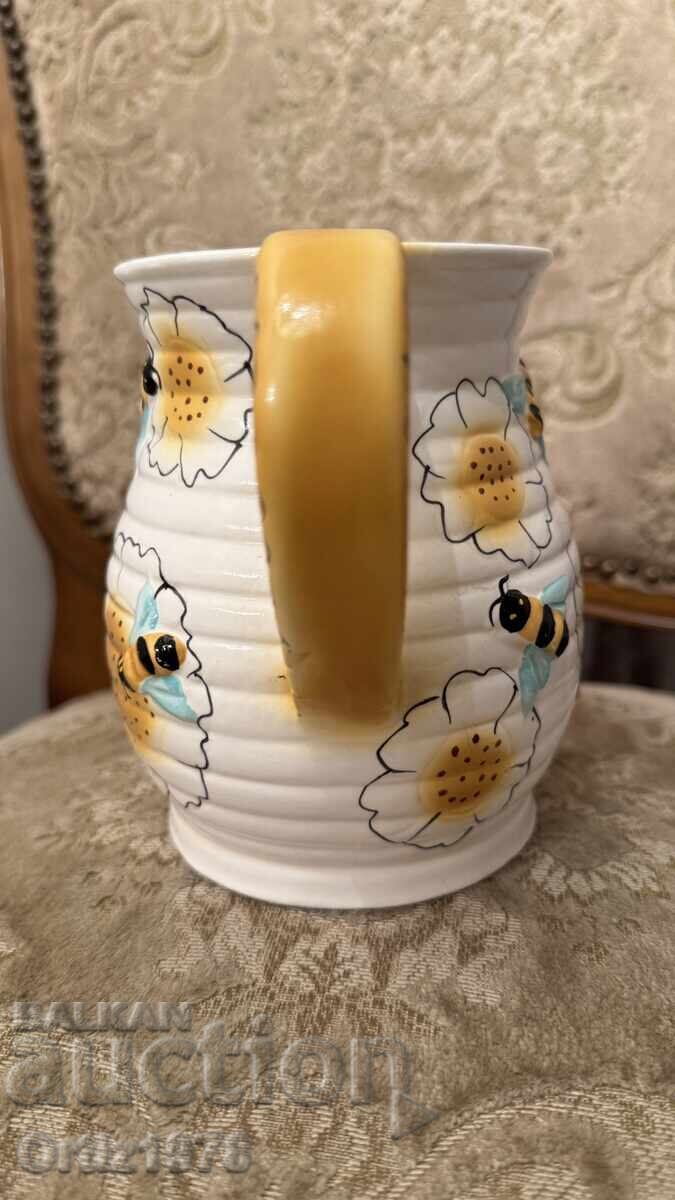 Livrarea Urcior de miere vintage franțuzesc – manual, 760 ml. Livrarea Urcior de miere vintage franțuzesc – manual, 760 ml.