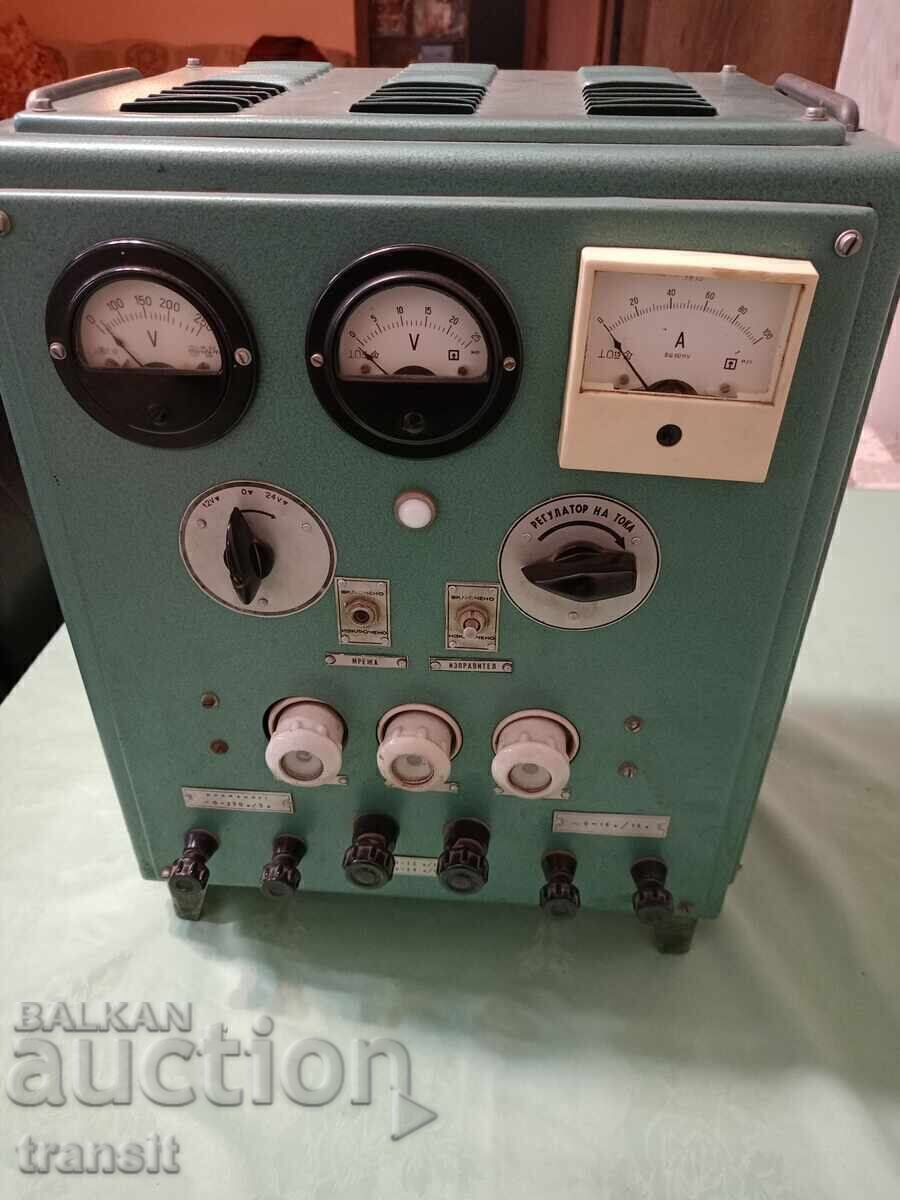 Selenium rectifier 12/24V single-phase TCA-1. Selenium rectifier 12/24V single-phase TCA-1.