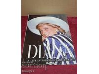 Princess Diana life and dresses magazine collector