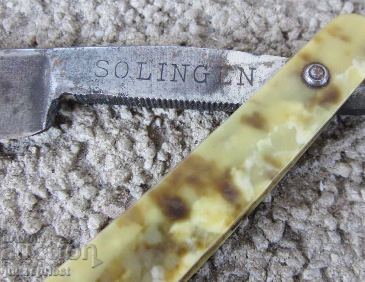 collectible old German razor Solingen Solingen with price 25.00 BGN | € 12.78 collectible old German razor Solingen Solingen with price 25.00 BGN | € 12.78