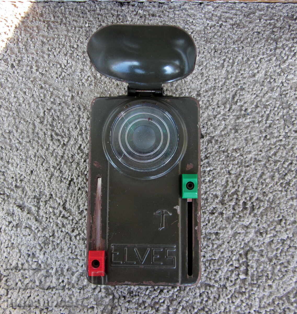 Παράδοση Ελβετικός στρατιωτικός φακός Ελβετικός στρατιωτικός φακός ELVES Παράδοση Ελβετικός στρατιωτικός φακός Ελβετικός στρατιωτικός φακός ELVES