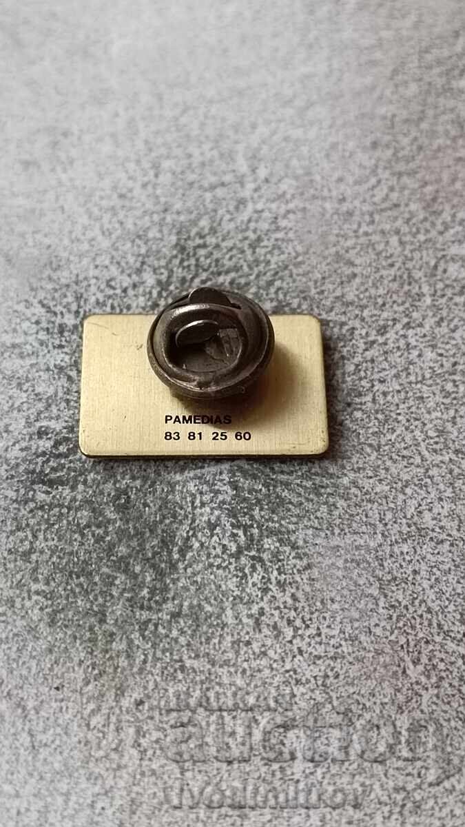 Insigna Prima cu preț 3.35 BGN | € 1.71 Insigna Prima cu preț 3.35 BGN | € 1.71