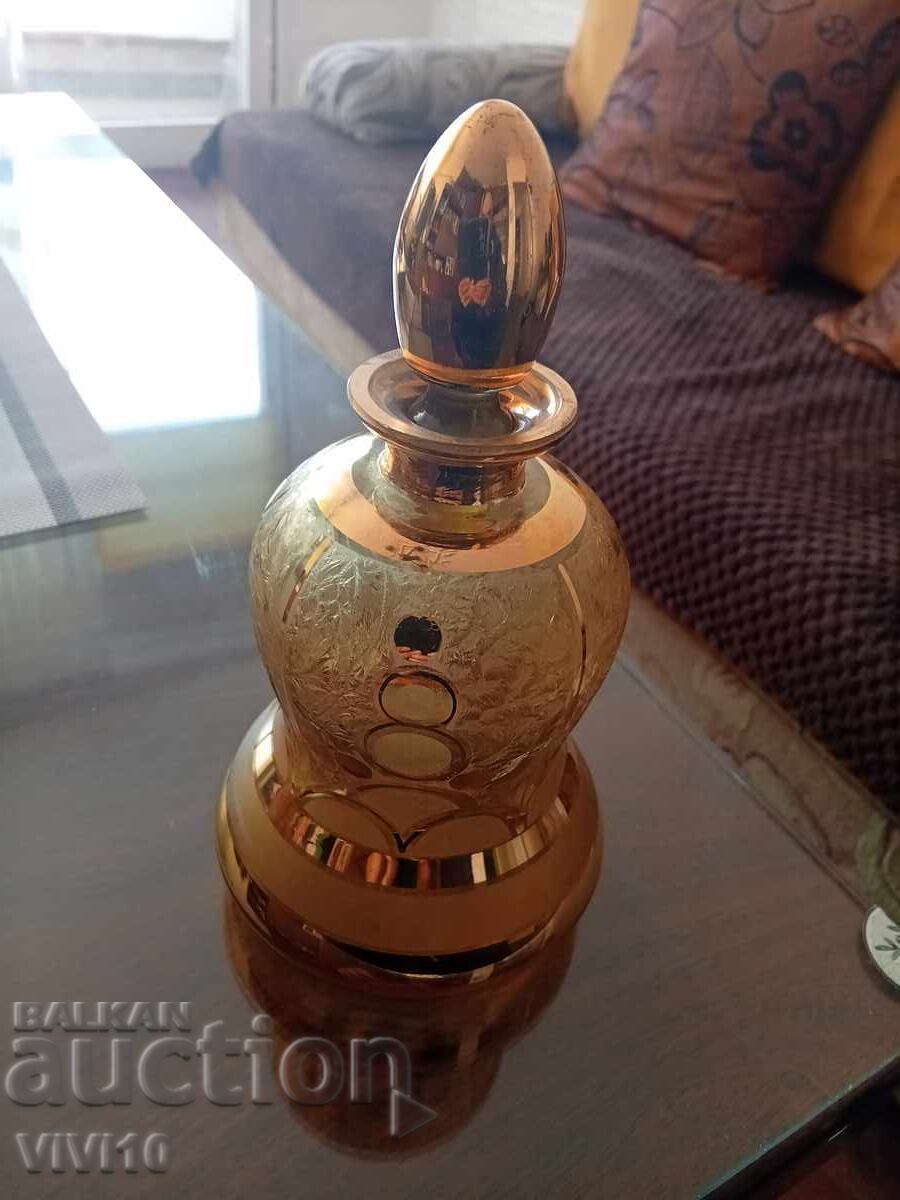 Luxurious bottle, Gilding with price 60.00 BGN | € 30.68 Luxurious bottle, Gilding with price 60.00 BGN | € 30.68