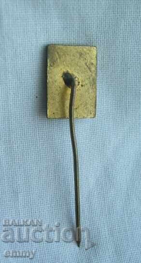 Σήμα BWF - Βουλγαρική Ομοσπονδία Πάλης. Σμάλτο με τιμή 2.00 BGN | € 1.02 Σήμα BWF - Βουλγαρική Ομοσπονδία Πάλης. Σμάλτο με τιμή 2.00 BGN | € 1.02