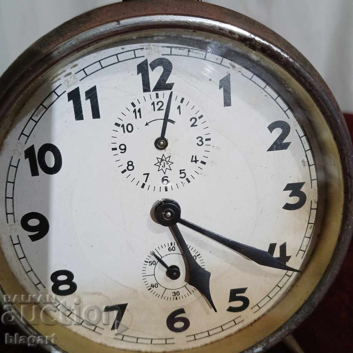 Δημοπρασία Junghans, το ξυπνητήρι λειτουργεί Δημοπρασία Junghans, το ξυπνητήρι λειτουργεί