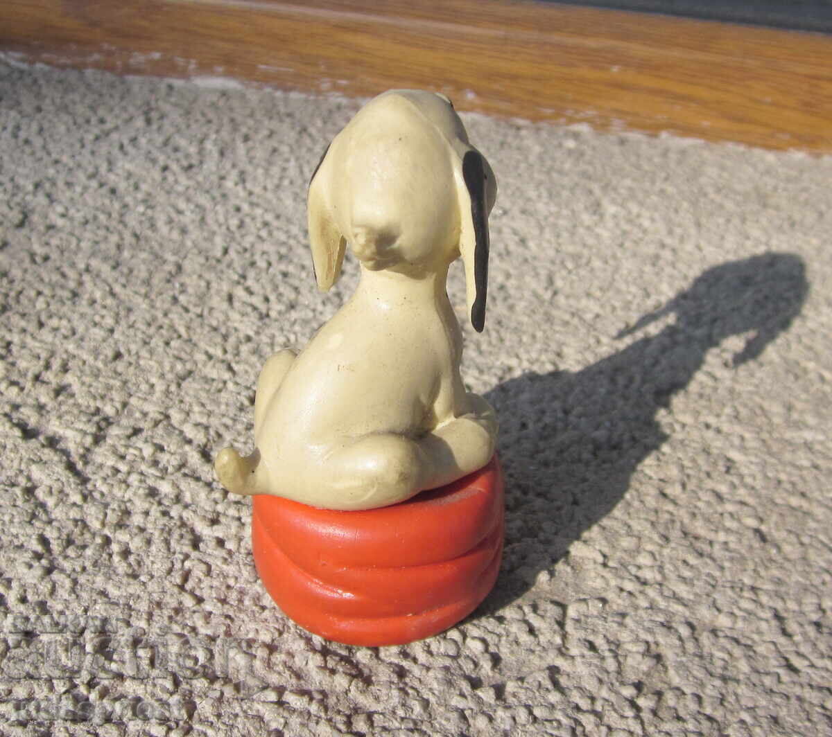 Παράδοση παλιό σκυλί με καουτσούκ με γερμανική σήμανση από τη Soca Παράδοση παλιό σκυλί με καουτσούκ με γερμανική σήμανση από τη Soca