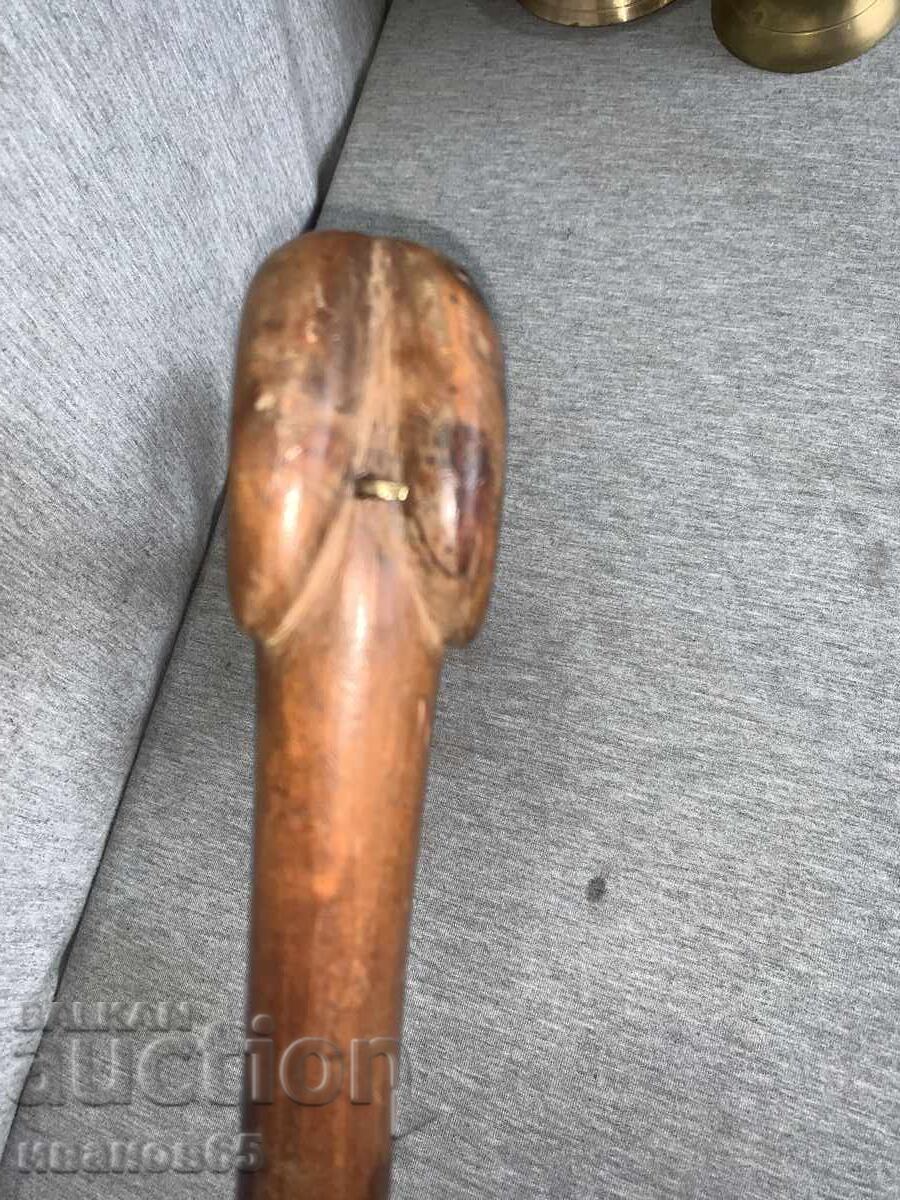 Delivery of Ceremonial axe Benin Delivery of Ceremonial axe Benin