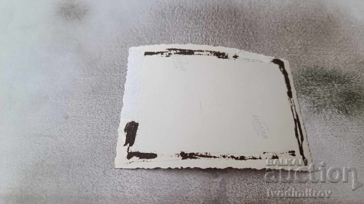 Photo Young man and two young girls sitting on the beach with price 1.85 BGN | € 0.95 Photo Young man and two young girls sitting on the beach with price 1.85 BGN | € 0.95