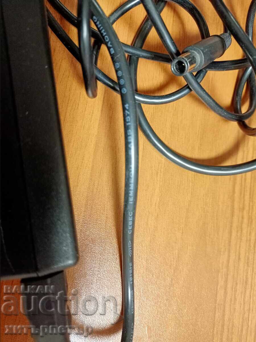 Licitație Cablu de alimentare pentru laptop Dell 65W