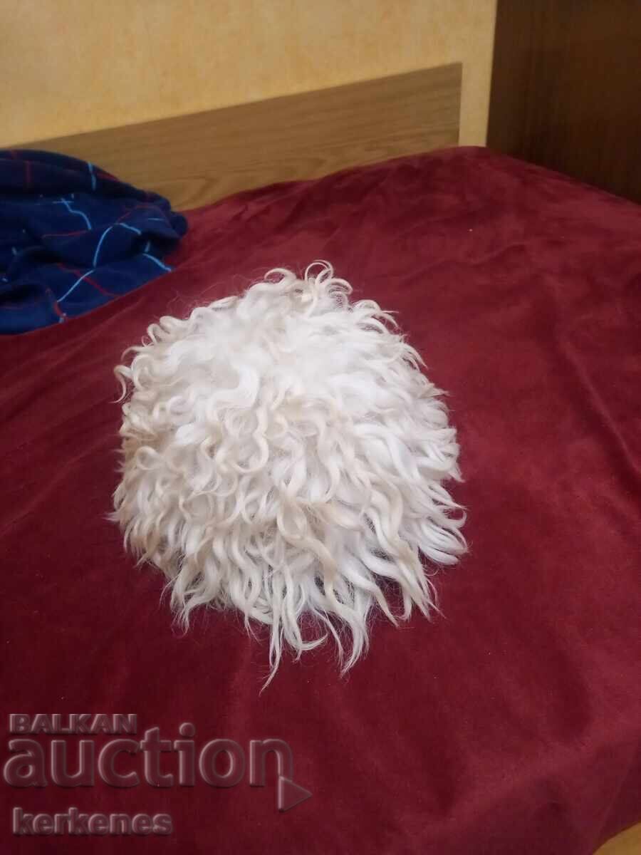 Caucasian cap-papaha