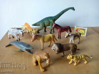 10 pieces of animal figurines