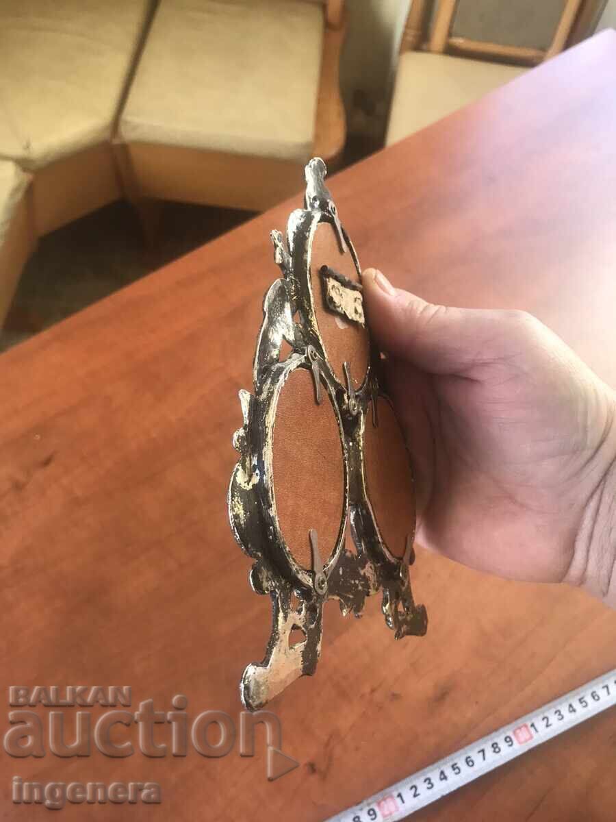 Auction PHOTO FRAME, TRIPLE, METAL, ORNAMENTS, RELIEF Auction PHOTO FRAME, TRIPLE, METAL, ORNAMENTS, RELIEF