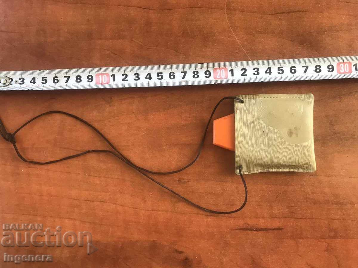 OLD MAGNIFIER IN CASE OLD MAGNIFIER IN CASE