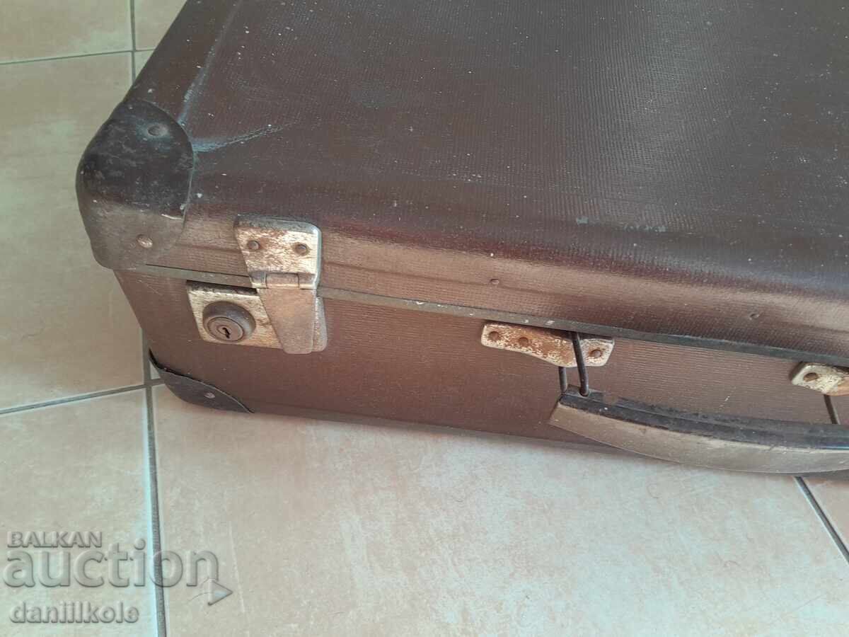 *$*Y*$* OLD SUITCASE I QUALITY 1966 - SUPER CONDITION *$*Y*$* - 5 *$*Y*$* OLD SUITCASE I QUALITY 1966 - SUPER CONDITION *$*Y*$* - 5