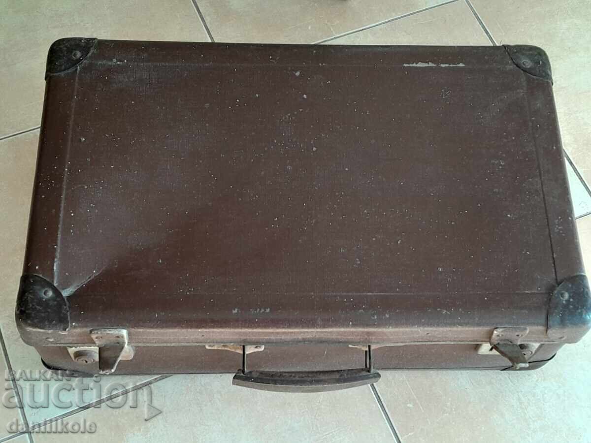 *$*Y*$* OLD SUITCASE I QUALITY 1966 - SUPER CONDITION *$*Y*$* *$*Y*$* OLD SUITCASE I QUALITY 1966 - SUPER CONDITION *$*Y*$*
