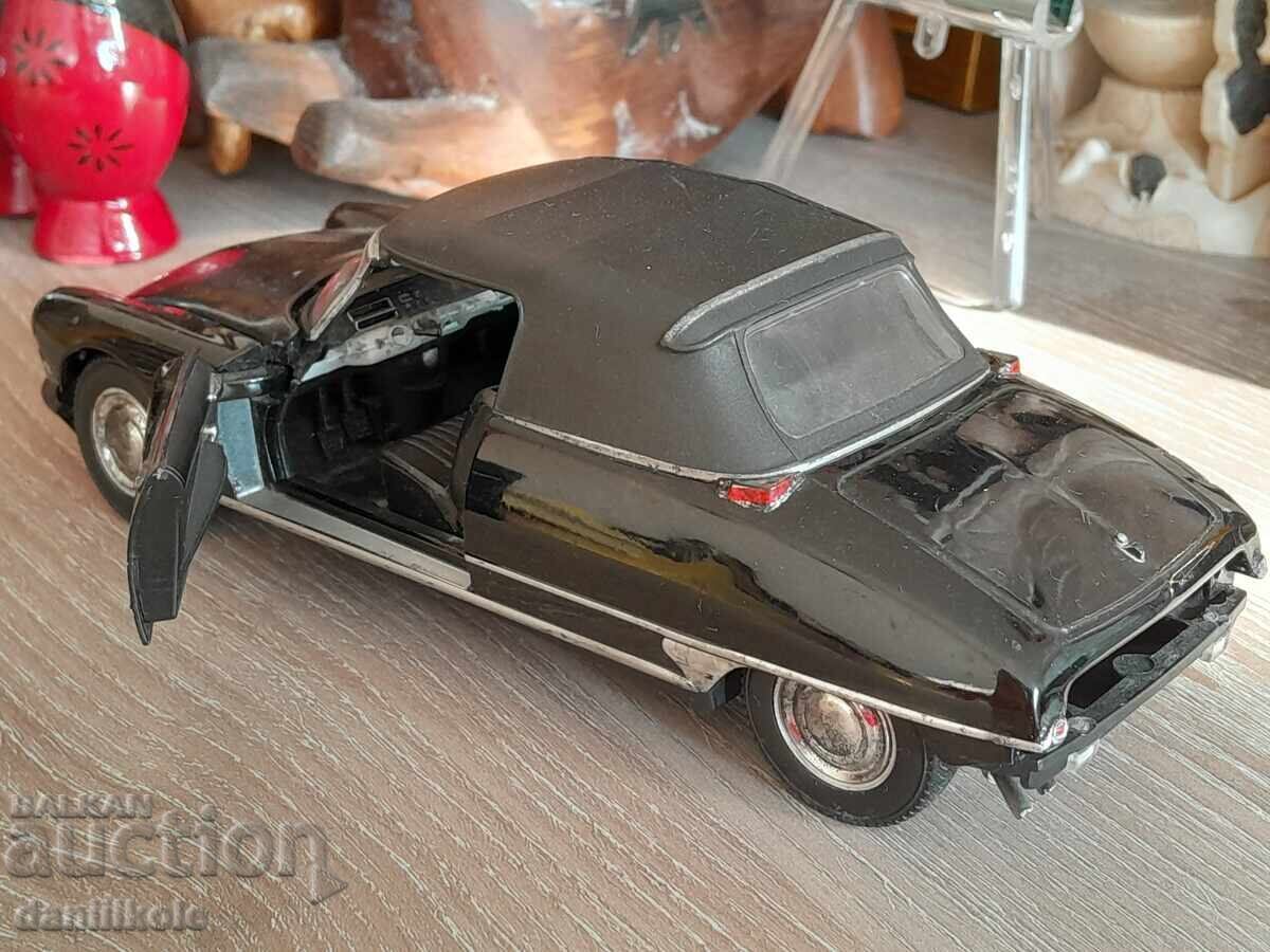 Livrarea *$*Y*$*MARE METAL CITROEN DS 19 CABRIO WELLY 1/24 *$*Y*$*