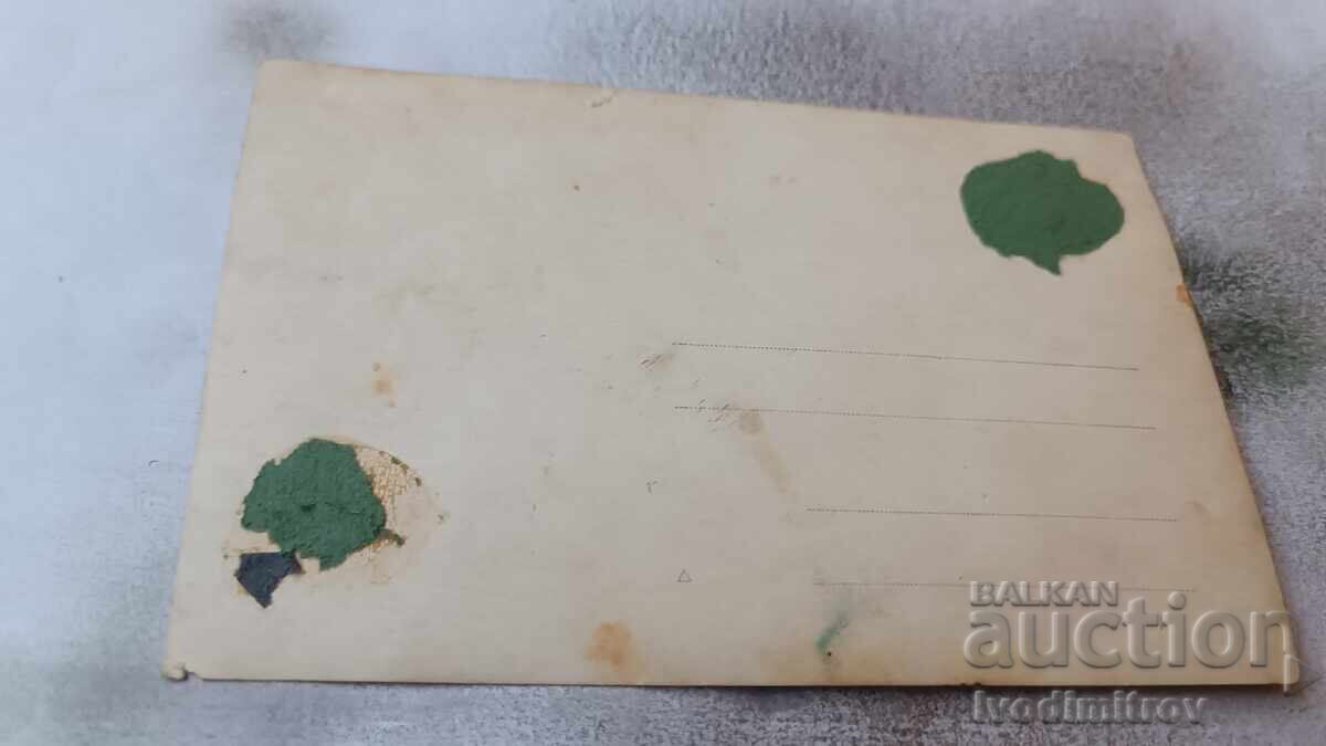 Photo Plovdiv Men and women with a boat in the lake with price 3.35 BGN | € 1.71 Photo Plovdiv Men and women with a boat in the lake with price 3.35 BGN | € 1.71